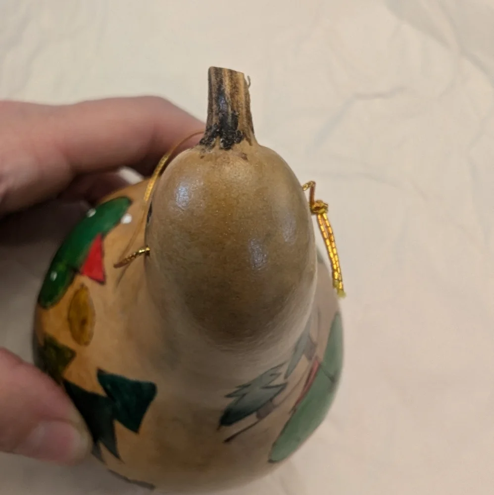 Vtg Hand Painted Gourd Ornament Retro Golf Theme Golfing Cart Etched Golf Course